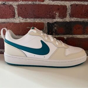 Nike Court Borough Low 2 (GS)White and Teal Youth Sneakers